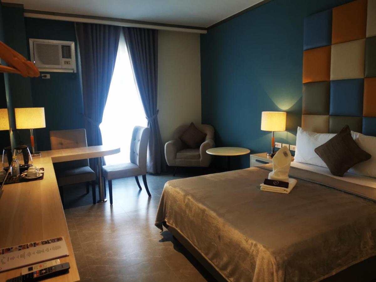 Yes Hotel Pandi Bulacan 外观 照片
